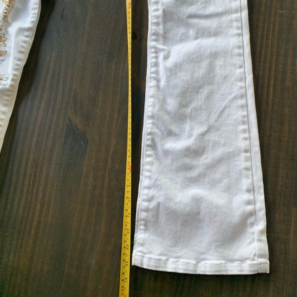 Daisy Fuentes Rhinestone White Flare Jeans - Picture 6 of 8